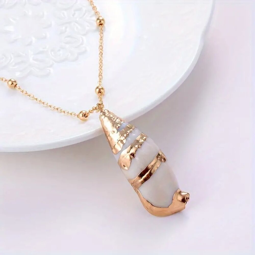 Wicked Silk Elegant Beach Shell Mermaid Fashion Necklace - Cone Shell